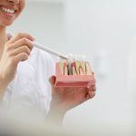 entretien-implant-dentaire